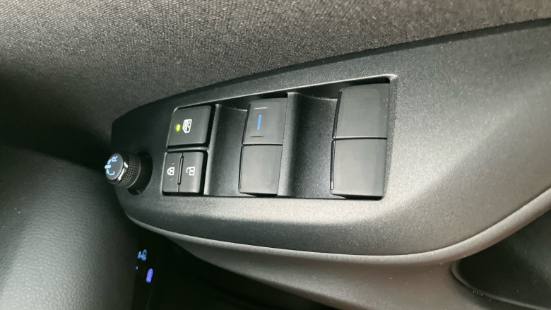 Toyota Yaris 1.5 Hybrid Design 5dr CVT Hybrid Hatchback